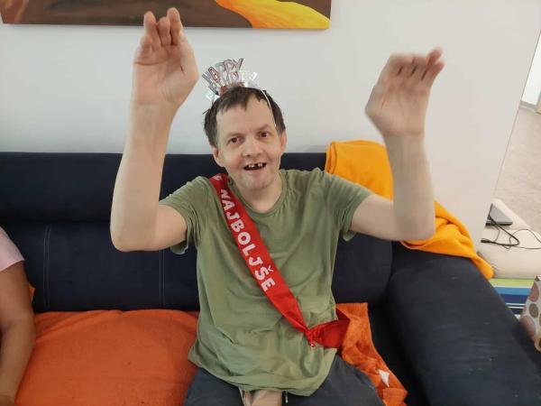 Baloni, torta in Coca Cola – Marko praznuje!