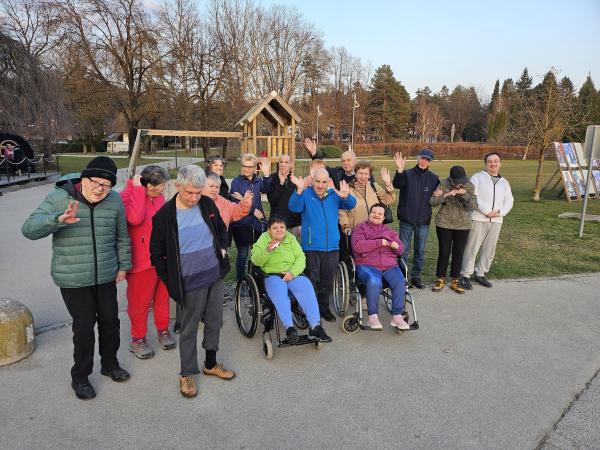 Sprehod in druženje ob pijači z društvom Sožitje
