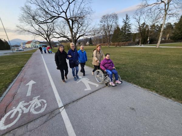 Sprehod in druženje ob pijači z društvom Sožitje