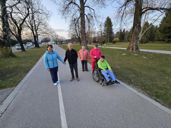 Sprehod in druženje ob pijači z društvom Sožitje