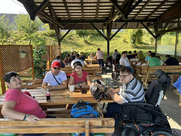 Prijeten izlet do Škalskega jezera