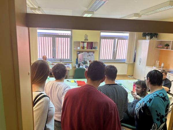 Prijeten obisk sestre Jasmine in prijateljev