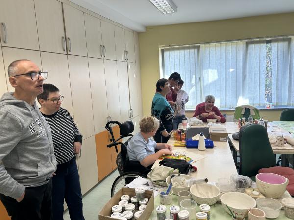 Prijeten obisk sestre Jasmine in prijateljev