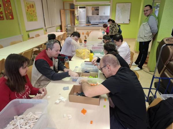 Lego delavnica – izdelava božičnih okraskov