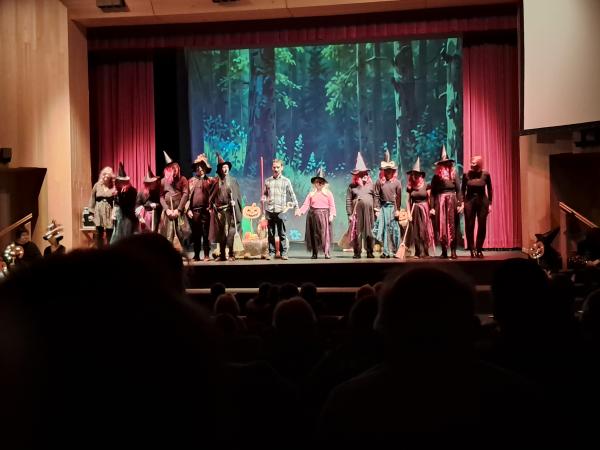 Obisk gledališke predstave, ki nas je spomnila na moč dobrote