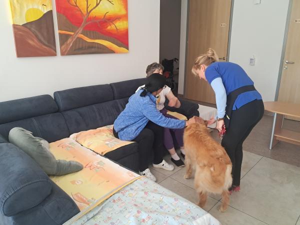 Tačke pomagačke na obisku v varstveni skupini