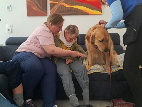 Tačke pomagačke na obisku v varstveni skupini