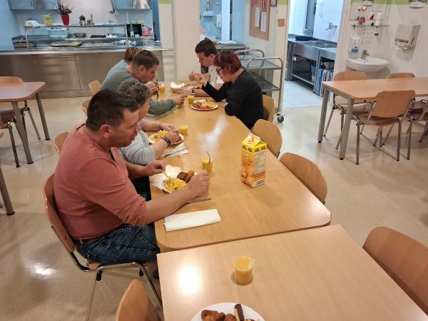 Nočitev v enoti Maksi