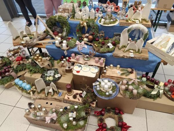 Življenje v enoti je praznično ustvarjalno! 