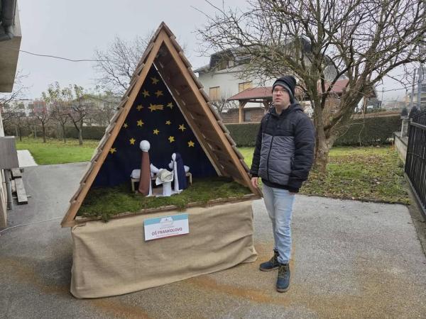 Praznični obisk Božičnega Vojnika